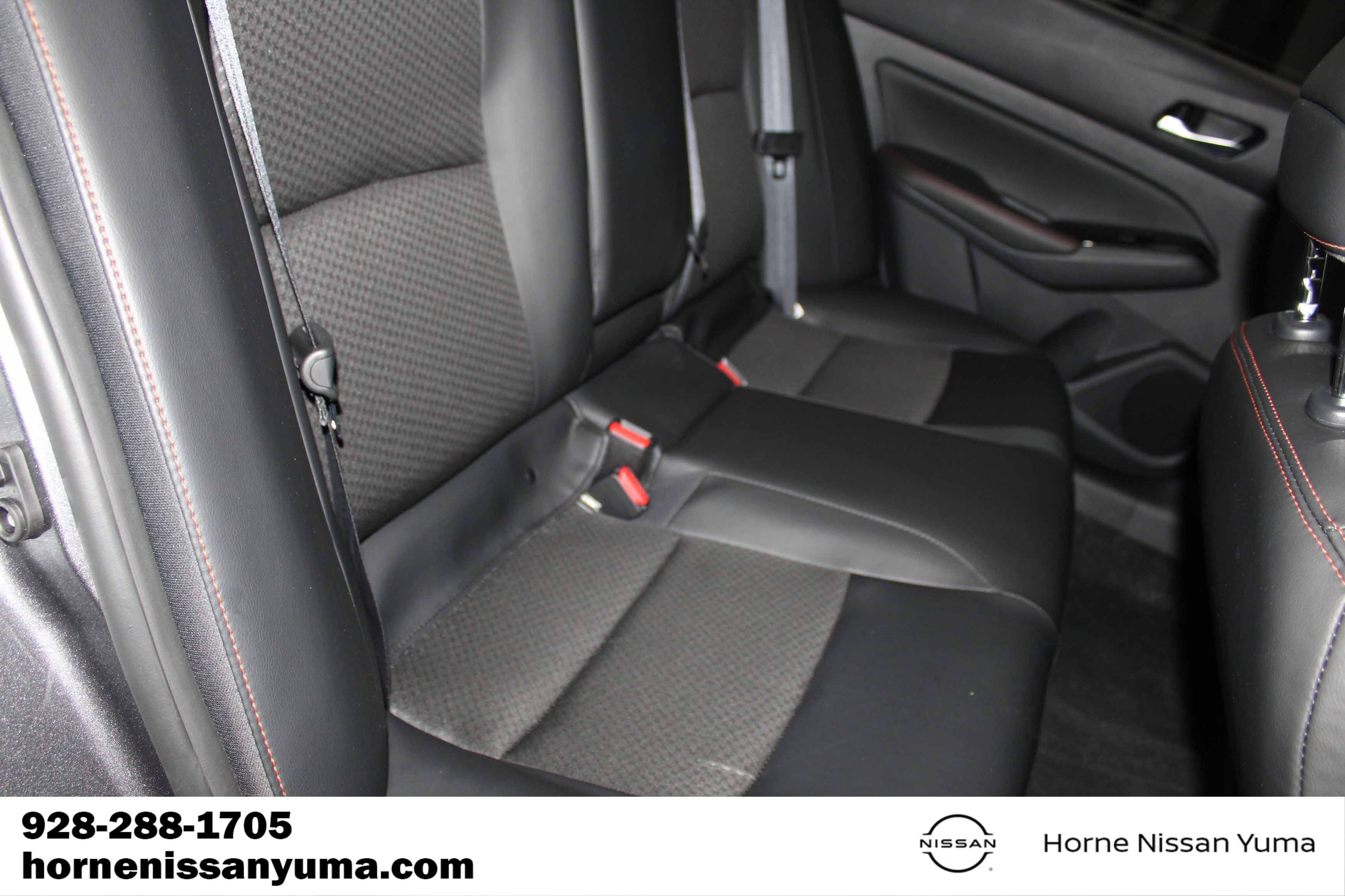 Used 2025 Nissan Altima 2.5 SR AWD/4WD image 7