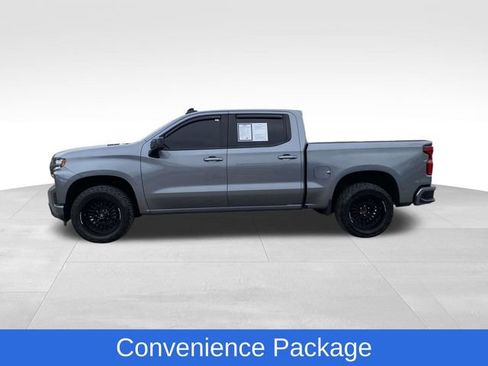 Used 2022 Chevrolet Silverado 1500 RST image 2