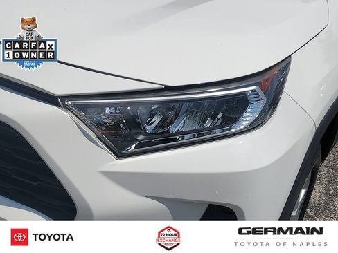 Used 2020 Toyota RAV4 XLE AWD/4WD image 15