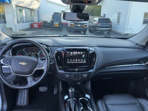 Used 2018 Chevrolet Traverse Premier w/ Redline Edition image 10