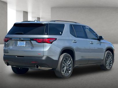 Used 2023 Chevrolet Traverse RS