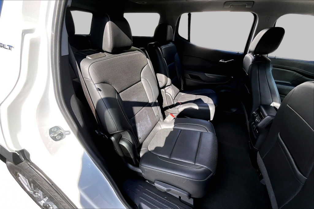 Used 2022 GMC Acadia SLT w/ Technology Package FWD image 24