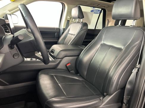 Used 2022 Ford Expedition XLT AWD/4WD image 26