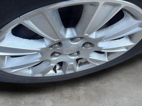 Used 2013 Buick LaCrosse FWD image 10