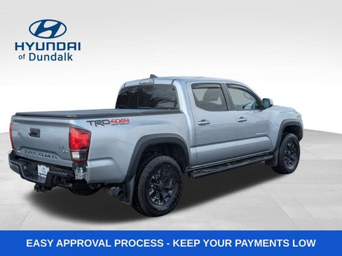 Used 2019 Toyota Tacoma TRD Off-Road AWD/4WD image 8