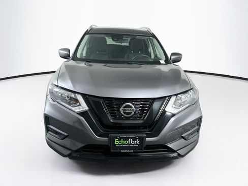 Used 2019 Nissan Rogue SV AWD/4WD image 2