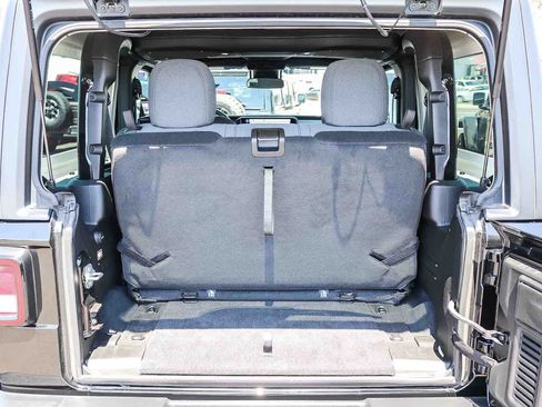 Used 2025 Jeep Wrangler Sport AWD/4WD image 26