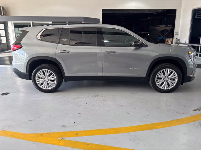 Used 2026 GMC Acadia Elevation w/ Elevation Premium Package AWD/4WD image 8