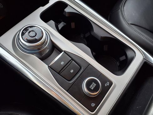 Certified 2023 Ford Explorer XLT w/ Equipment Group 202A image 23