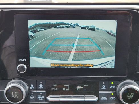 Certified 2024 Toyota Highlander LE image 14