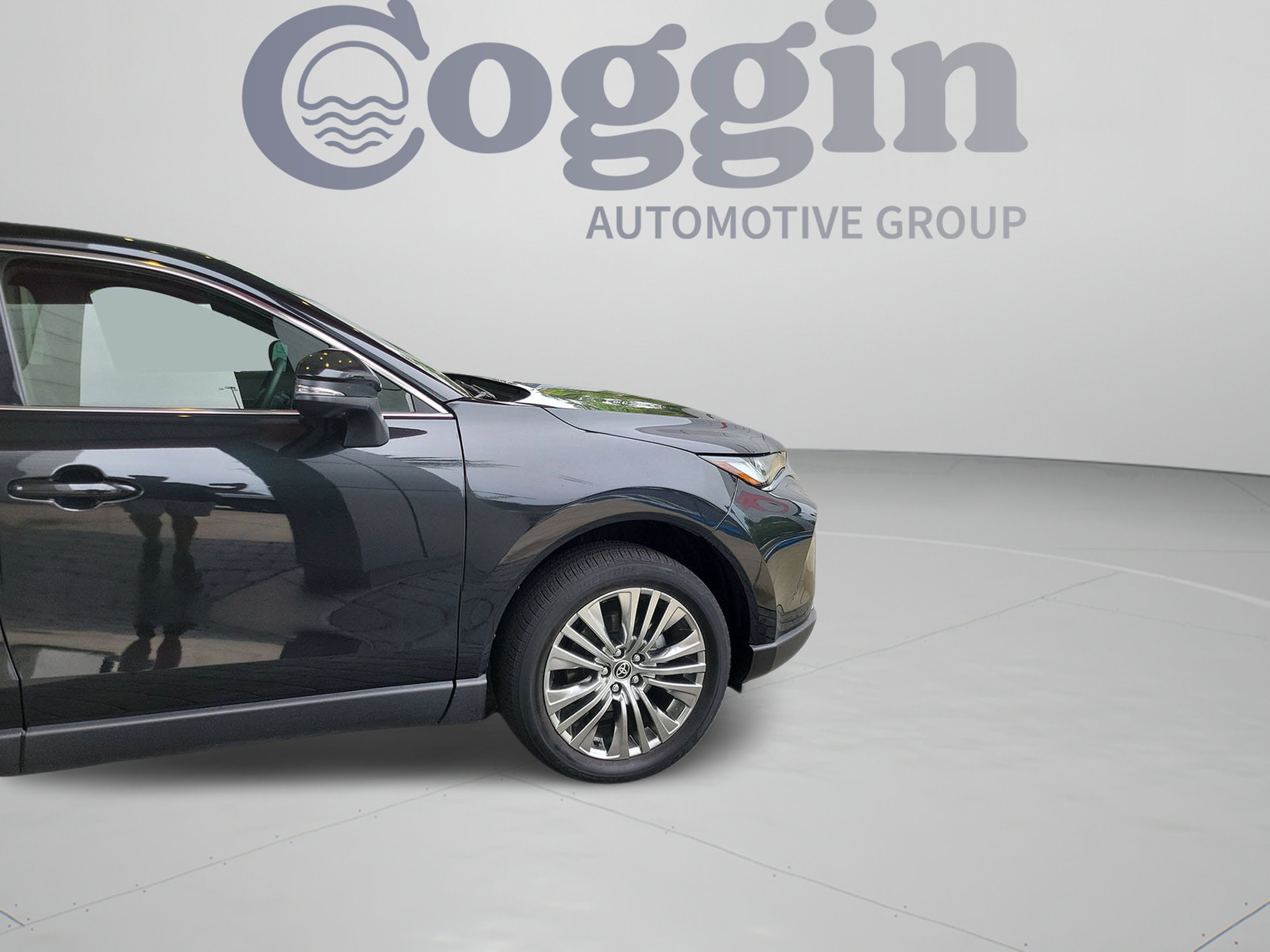 Used 2022 Toyota Venza Limited w/ Advanced Technology Package AWD/4WD image 32