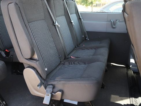 Used 2017 Ford Transit 350 XLT image 31