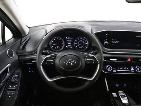 Used 2023 Hyundai Sonata SEL FWD image 11