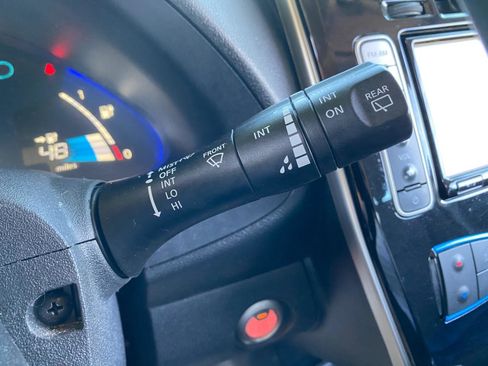 Used 2016 Nissan Leaf SV FWD image 59