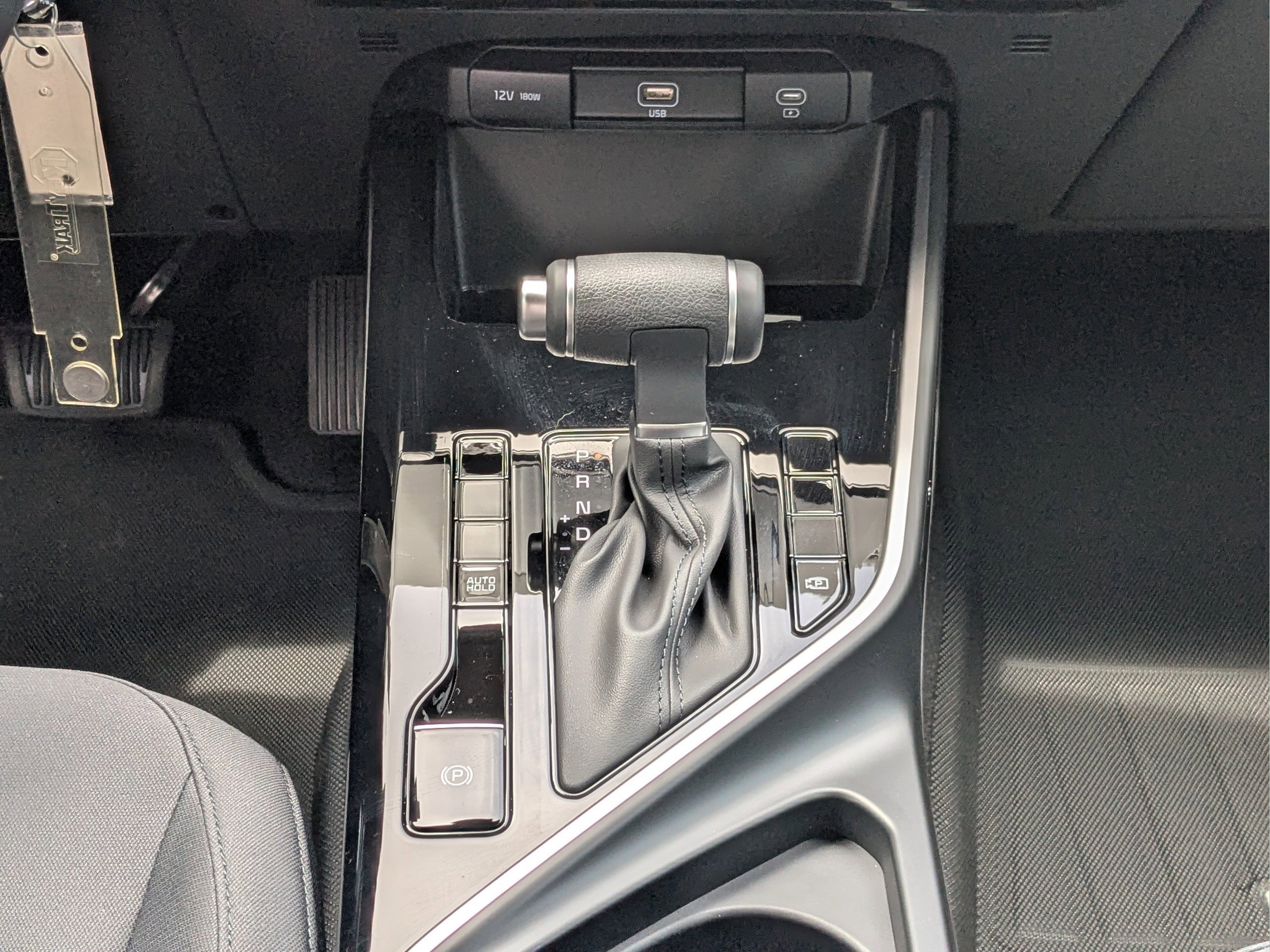 New 2026 Kia Niro LX FWD image 16