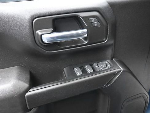 Used 2024 Chevrolet Silverado 1500 Custom w/ Turbomax Blackout Package AWD/4WD image 9