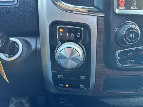 Used 2017 RAM 1500 Laramie AWD/4WD image 16