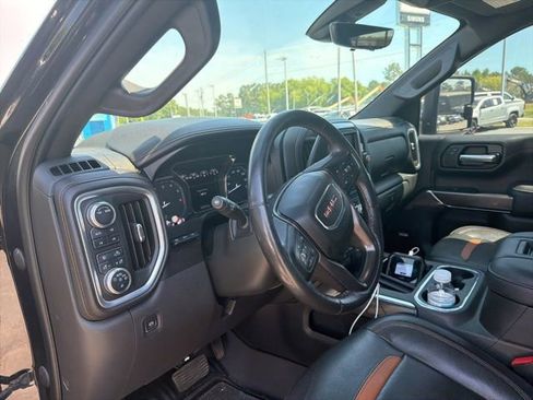 Used 2021 GMC Sierra 1500 AT4 w/ Technology Package AWD/4WD image 15