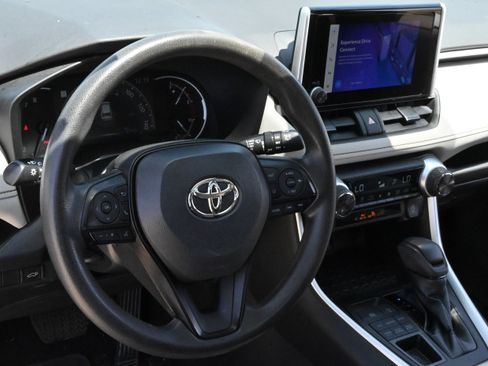 Used 2023 Toyota RAV4 XLE w/ Convenience Package AWD/4WD image 13