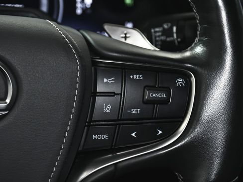 Used 2022 Lexus LS 500h AWD w/ Luxury Package image 43