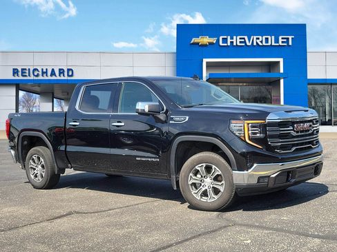Used 2025 GMC Sierra 1500 SLT AWD/4WD image 1