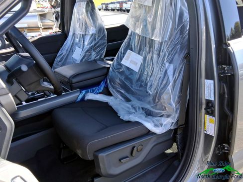 New 2025 Ford F150 XLT w/ Equipment Group 302A MID image 11