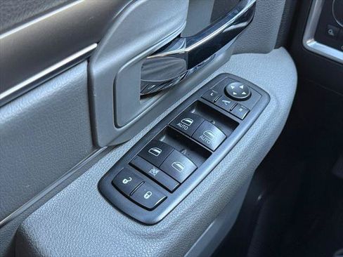 Certified 2018 RAM 1500 Big Horn AWD/4WD image 16