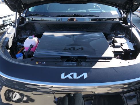 New 2025 Kia Niro Wave w/ Wave Preserve Package image 23