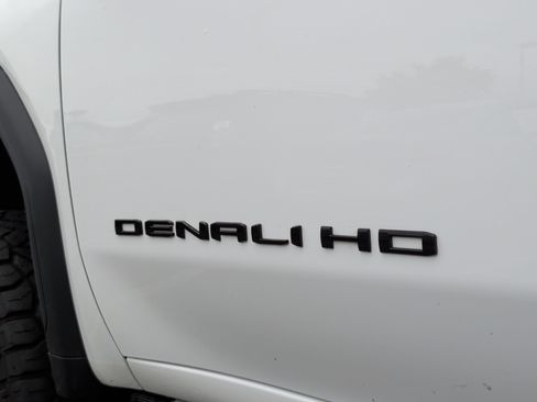 Used 2025 GMC Sierra 3500 Denali Ultimate AWD/4WD image 13