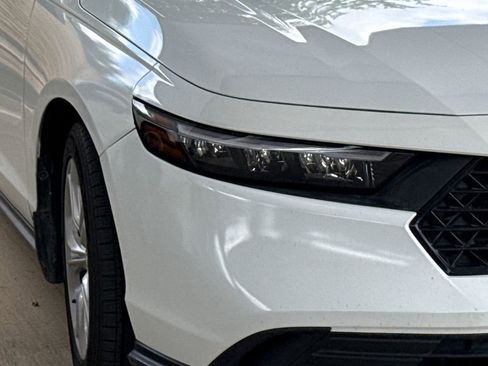 Certified 2023 Honda Accord LX image 4