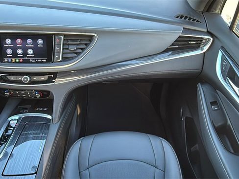 Used 2023 Buick Enclave Essence w/ Experience Buick Package image 32