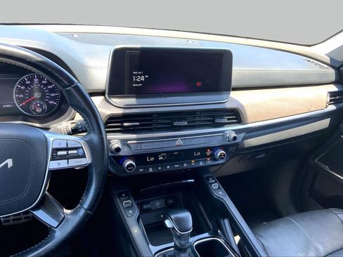 Used 2022 Kia Telluride SX w/ Towing Package FWD image 6