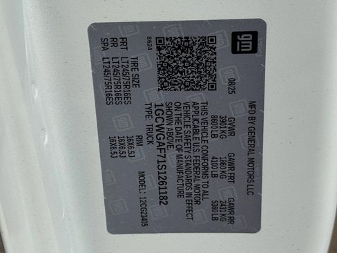 New 2025 Chevrolet Express 2500 w/ Driver Convenience Package image 24