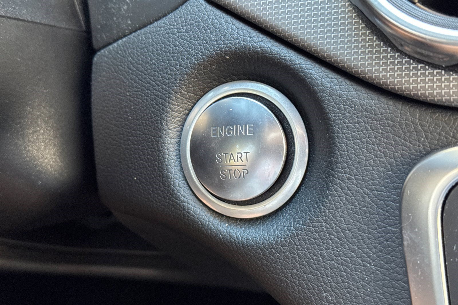 Certified 2020 Mercedes-Benz GLA 250 image 17