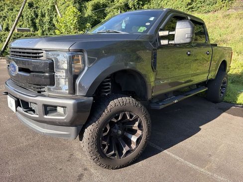 Used 2019 Ford F250 Lariat AWD/4WD image 4