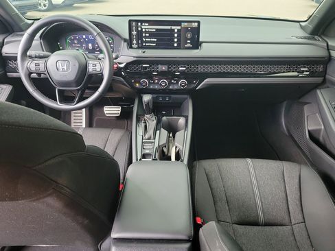 Certified 2025 Honda Accord Sport image 18