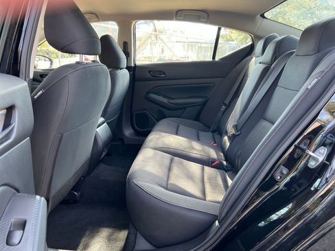 Used 2025 Nissan Altima 2.5 SV image 20