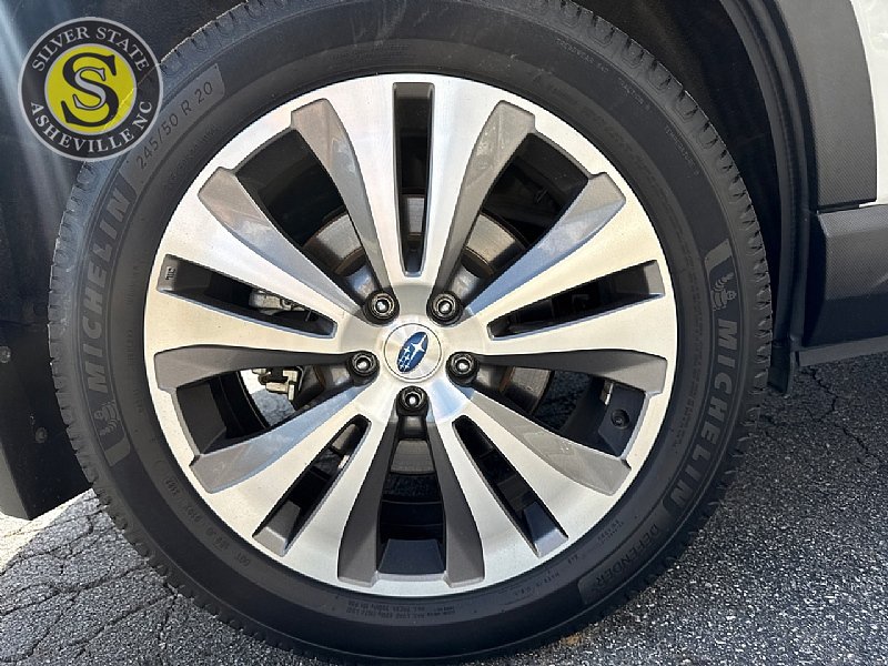 Used 2020 Subaru Ascent Limited w/ Technology Package AWD/4WD image 8