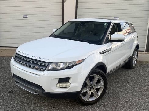 Used 2012 Land Rover Range Rover Evoque Pure Plus AWD/4WD image 2
