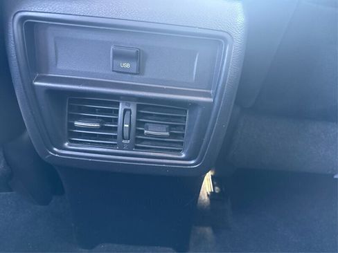 Used 2015 Nissan Murano SV image 44