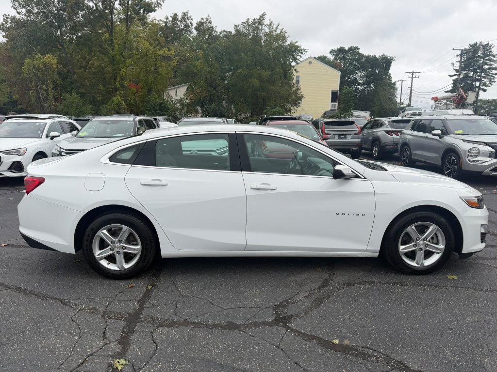 Used 2024 Chevrolet Malibu LT FWD image 6