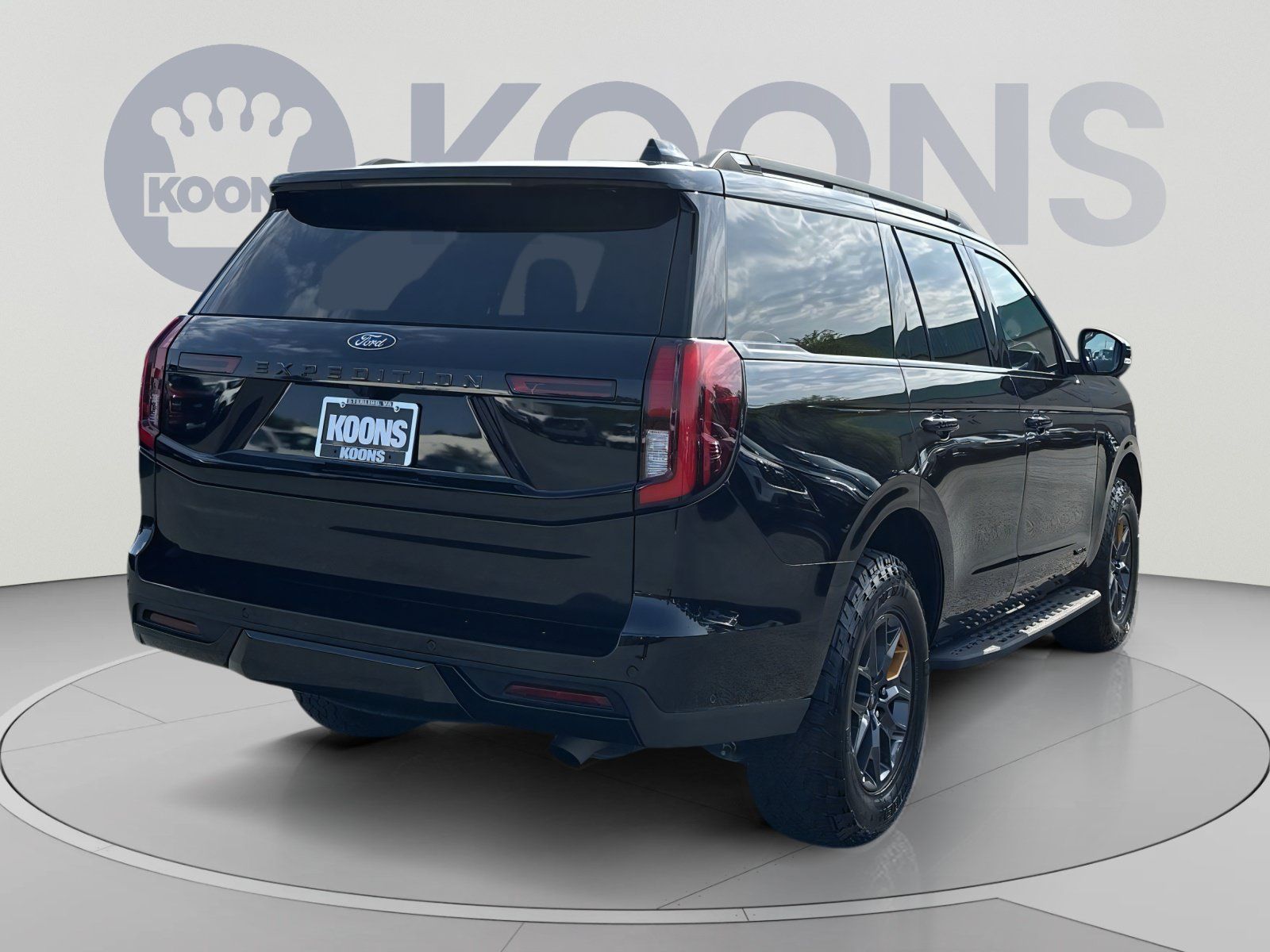 Certified 2025 Ford Expedition Tremor AWD/4WD image 11