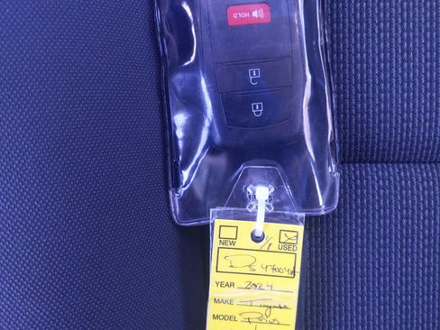 Used 2024 Toyota Prius LE image 27