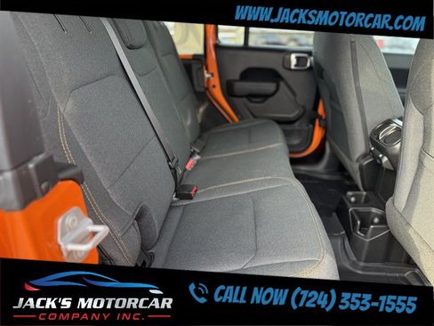 Used 2025 Jeep Wrangler Unlimited Sport AWD/4WD image 15
