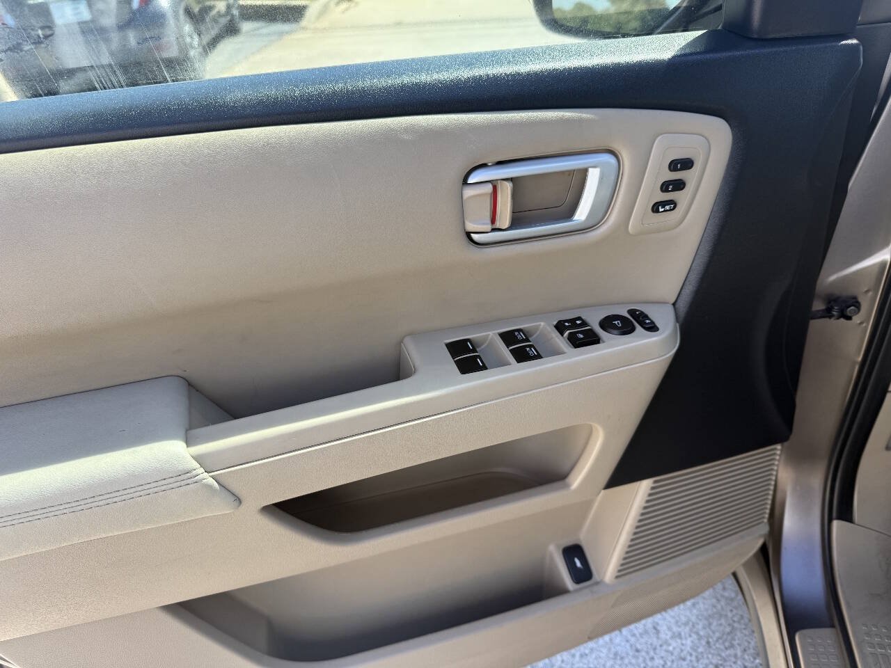 Used 2011 Honda Pilot Touring image 15