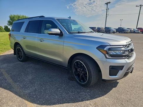 Used 2024 Ford Expedition Max Limited AWD/4WD image 7