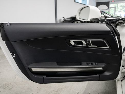 Used 2016 Mercedes-Benz AMG GT S image 33