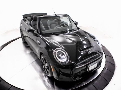Used 2022 MINI Cooper S image 33