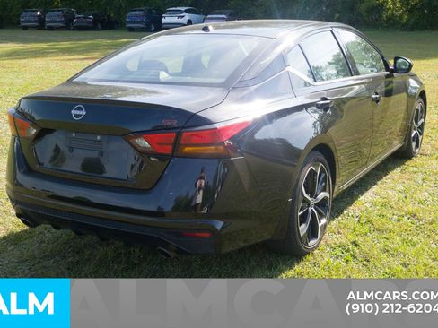 Used 2025 Nissan Altima 2.5 SR FWD image 24