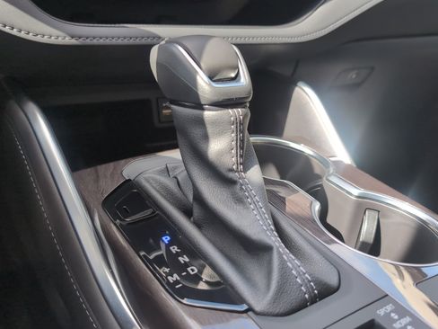 Certified 2026 Toyota Highlander Limited image 25